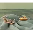 MAILEG PAPA SOURIS 15CM ET SON MATELAS DE PLAGE FLEURI