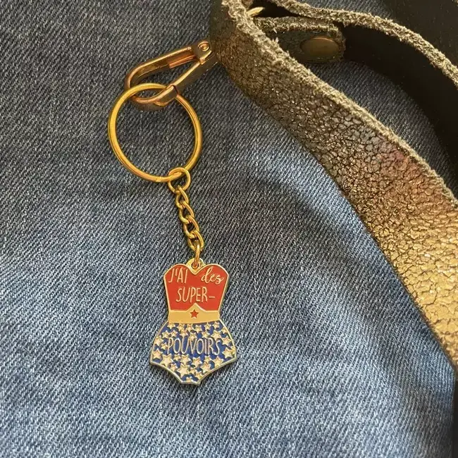 PORTE-CLEF RELIEF MÉTAL DORÉ - J'AI DES SUPER-POUVOIRS