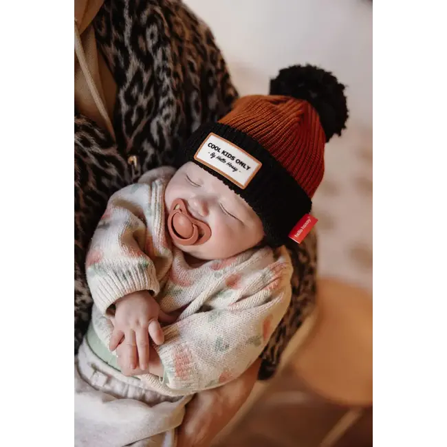 HELLO HOSSY BONNET ENFANT POMPON "BLOCK" BLACKY