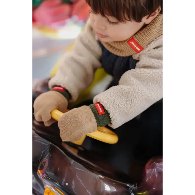 HELLO HOSSY MOUFLES ENFANT "HOTTY" PISTACHIO