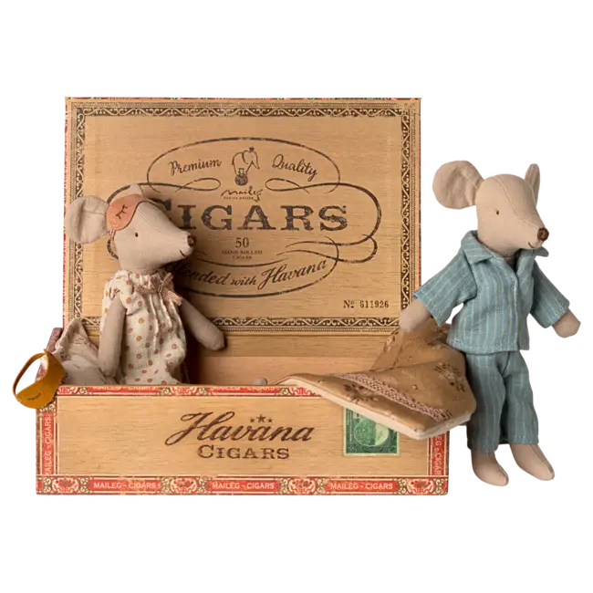 MAILEG PAPA ET MAMAN SOURIS MAILEG 15CM - COFFRET À CIGARES