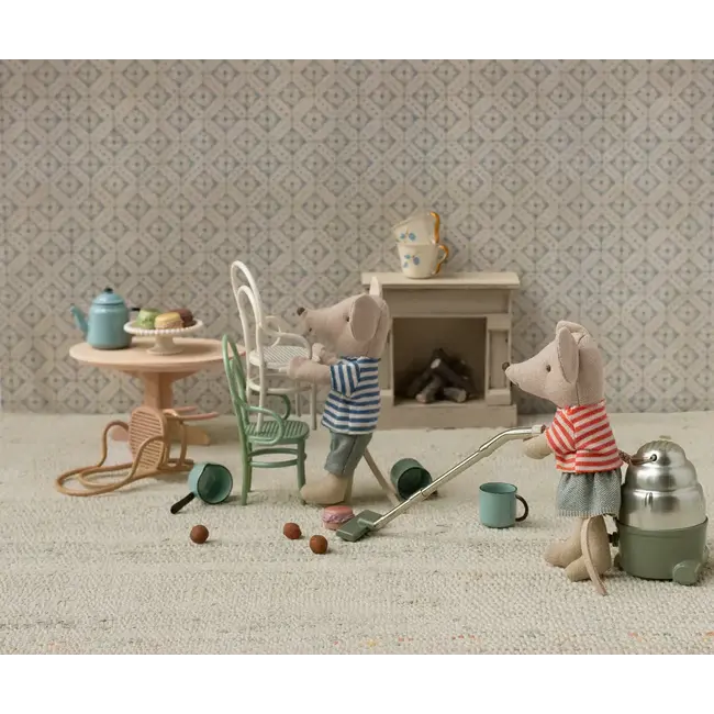 MAILEG CHAISE VINTAGE METAL BLANC POUR SOURIS