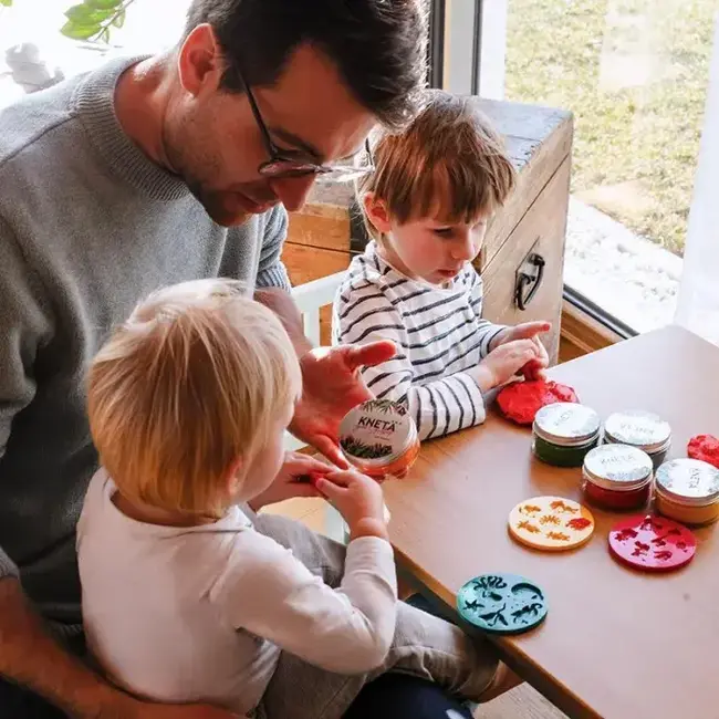 KNETA COFFRET 8 PÂTES À MODELER NATURELLE KNETÄ 125G