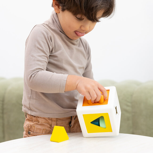 OPPI KUBY - CUBE BOITE À FORMES +12MOIS