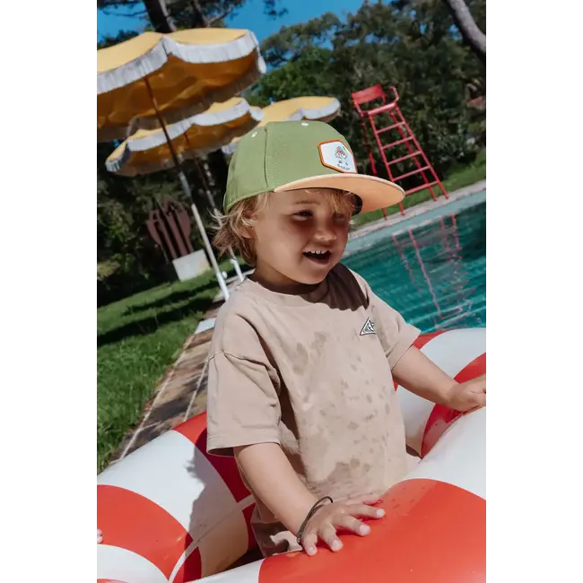 HELLO HOSSY CASQUETTE VISIÈRE PLATE - PATCH SELFIE TIME