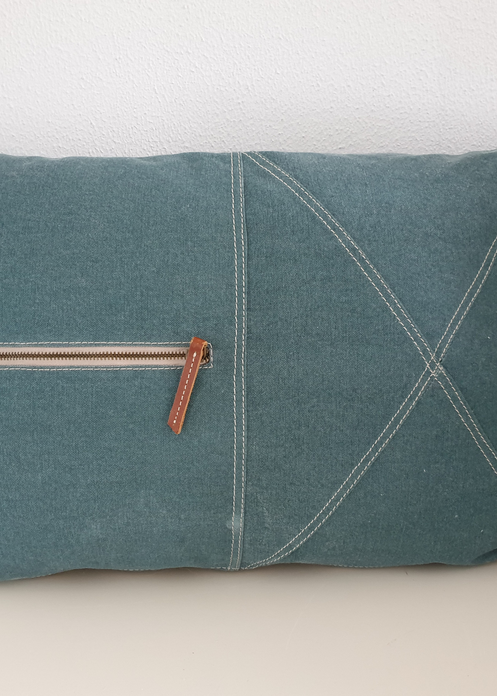 Lime-Light B.V. Kussen canvas zip 35x55 cm petrol blauw