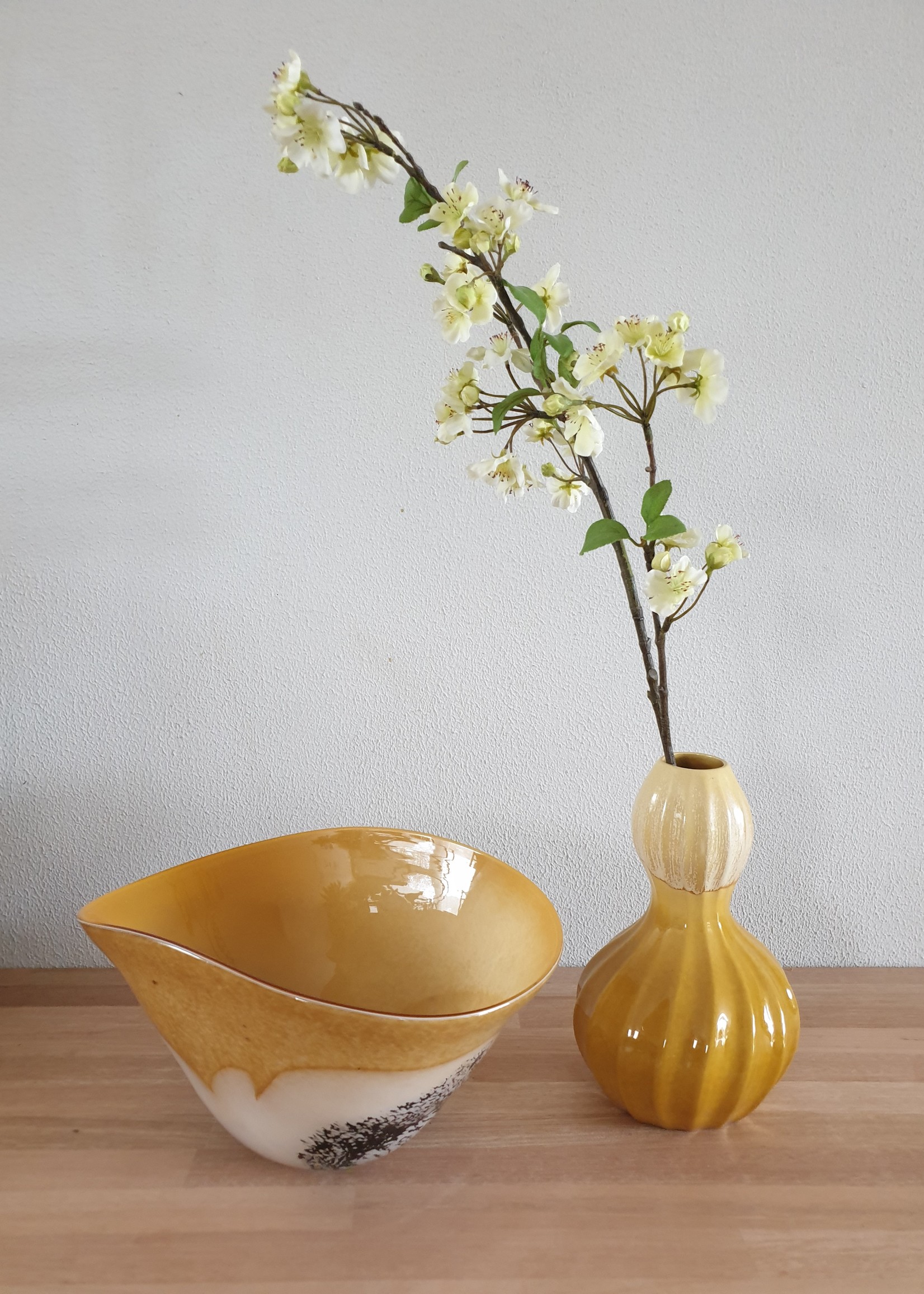 Diga Colmore Venlo B.V. Vaas  handmade mouthblown gold