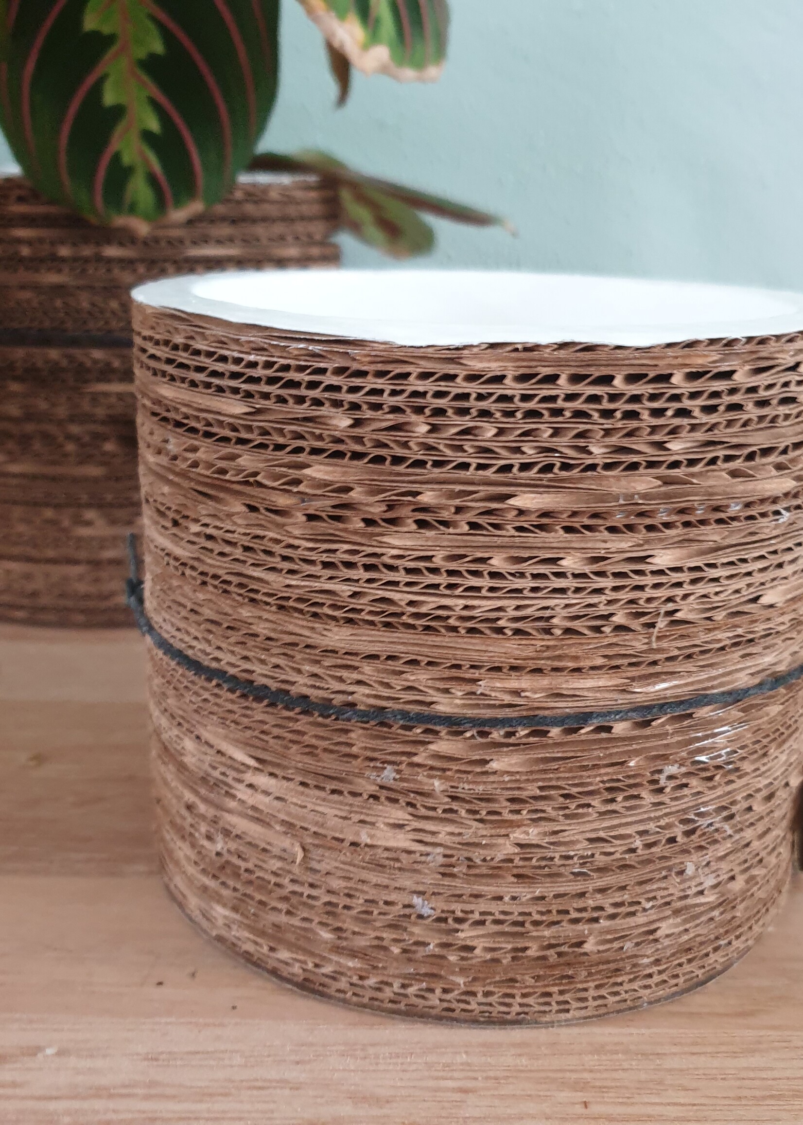 Bob bijzondere interieuraccessoires Corrugated pot natural white 11 x 13 cm