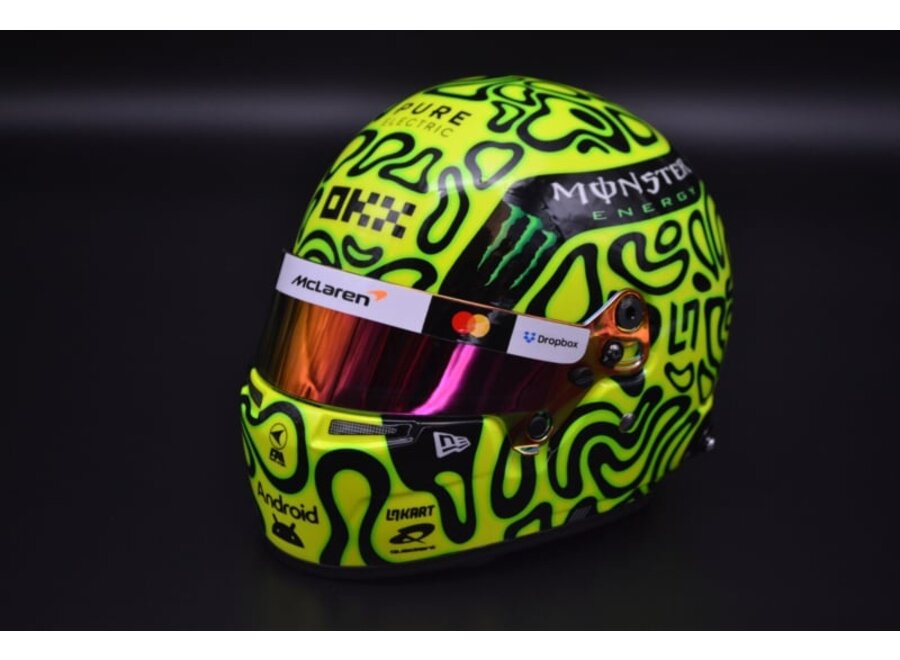 Lando Norris Helm Mclaren 1:2 Bell 2025