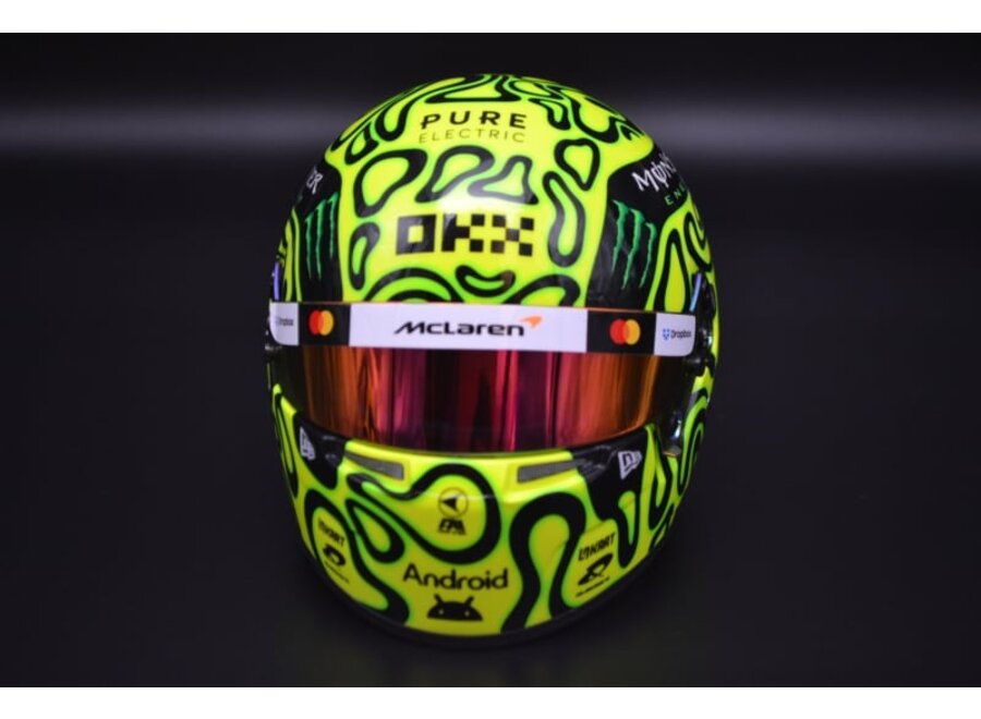 Lando Norris Helm Mclaren 1:2 Bell 2025