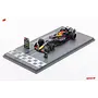 Max Verstappen Wereldkampioen RB20 incl. World Champion Pit Board en Special base plate!