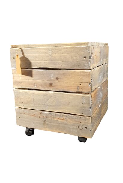 endtable on wheels