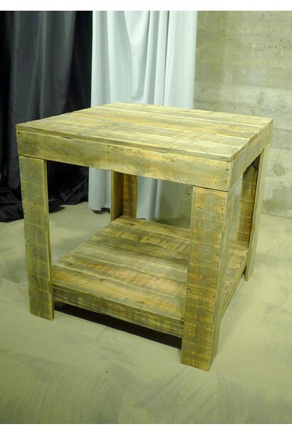 Table square (oil)