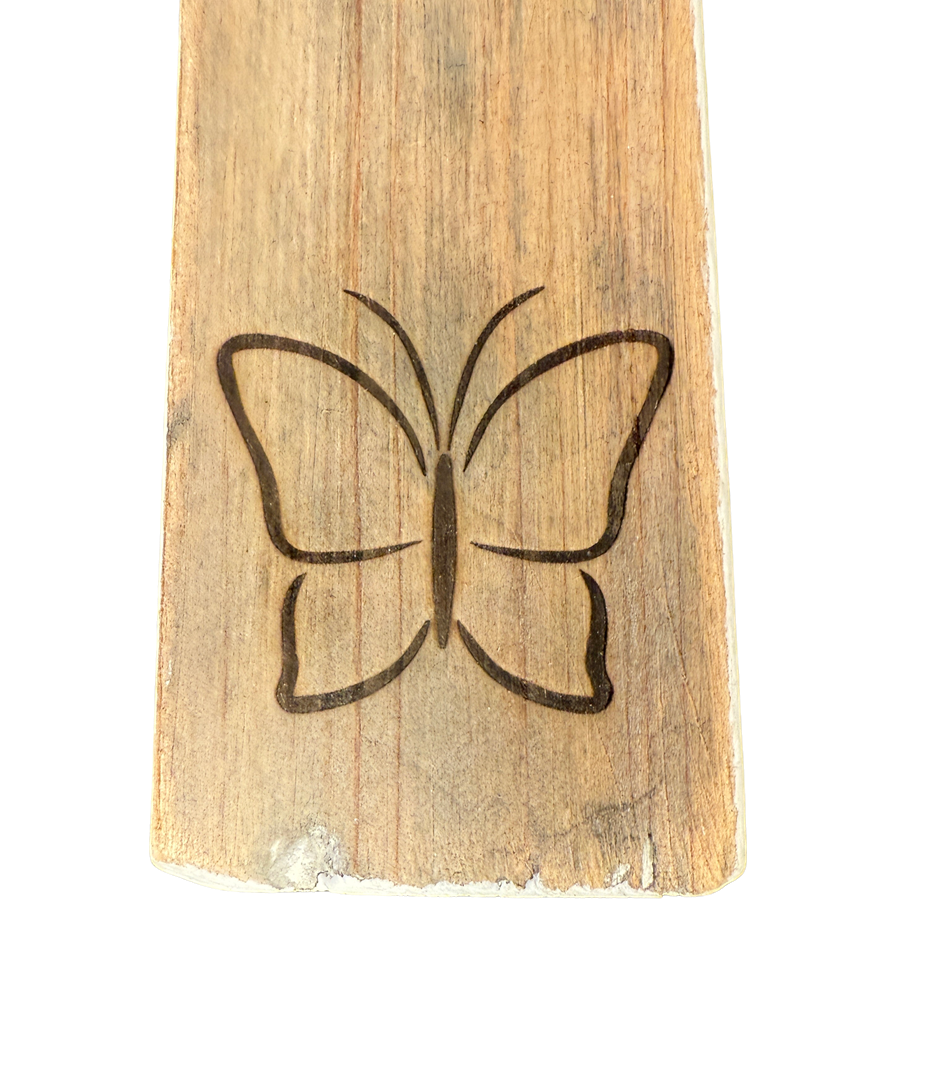 keyhanger old dutch flat BUTTERFLY-10
