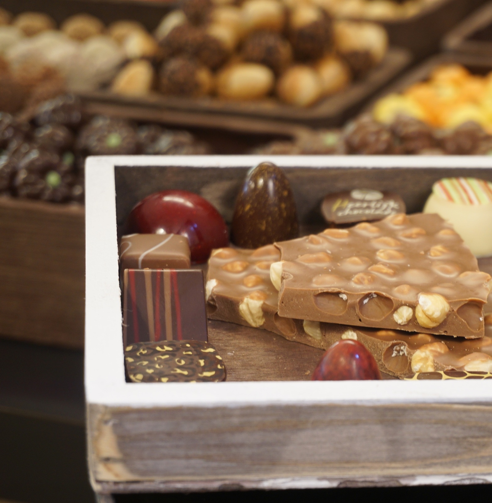 tray brussels brown jessica ciocco 20-2