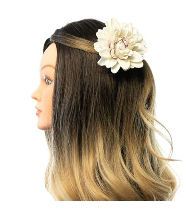 Haarbloem chrysant wit