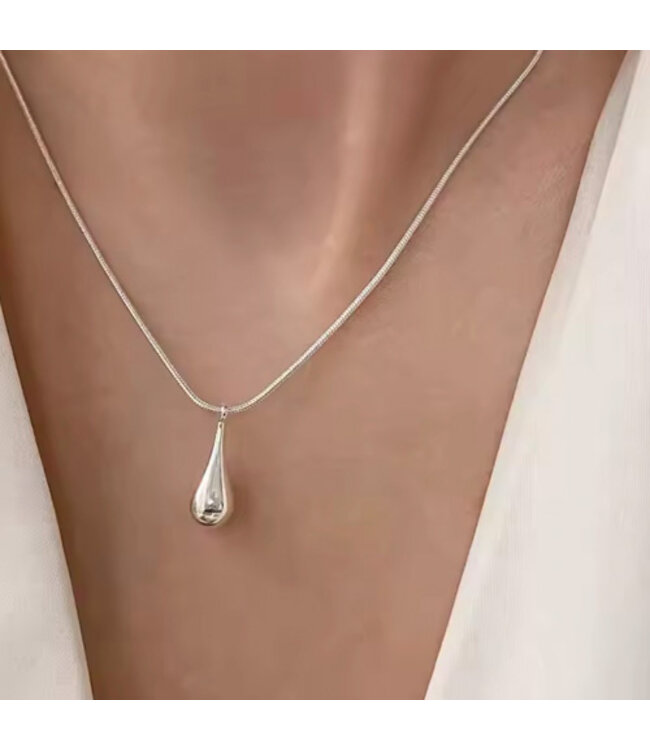Ketting zilverkleurig druppel