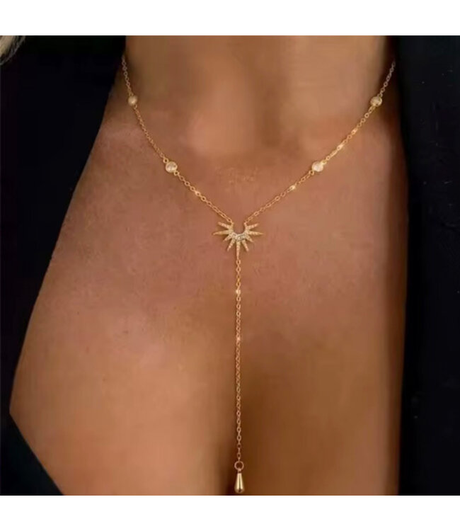 Ketting goudkleurig ster en maan