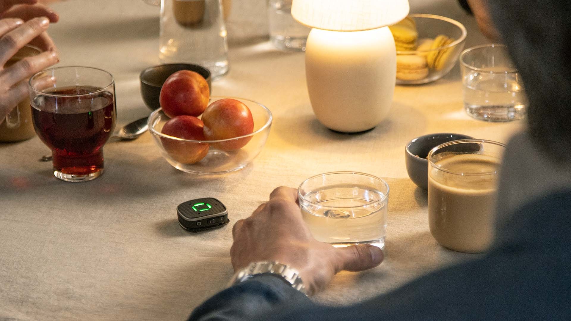 Widex Sound Assist - Partner microphone - Table microphone - Hands-free audio - Streamer