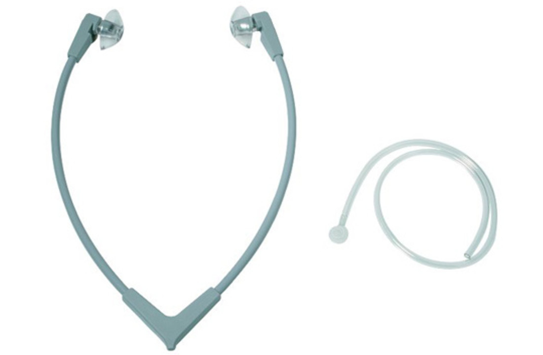 Stetoscope with plastic earplugs for testing hearing aids