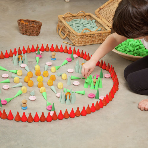 Loose parts / Mandala