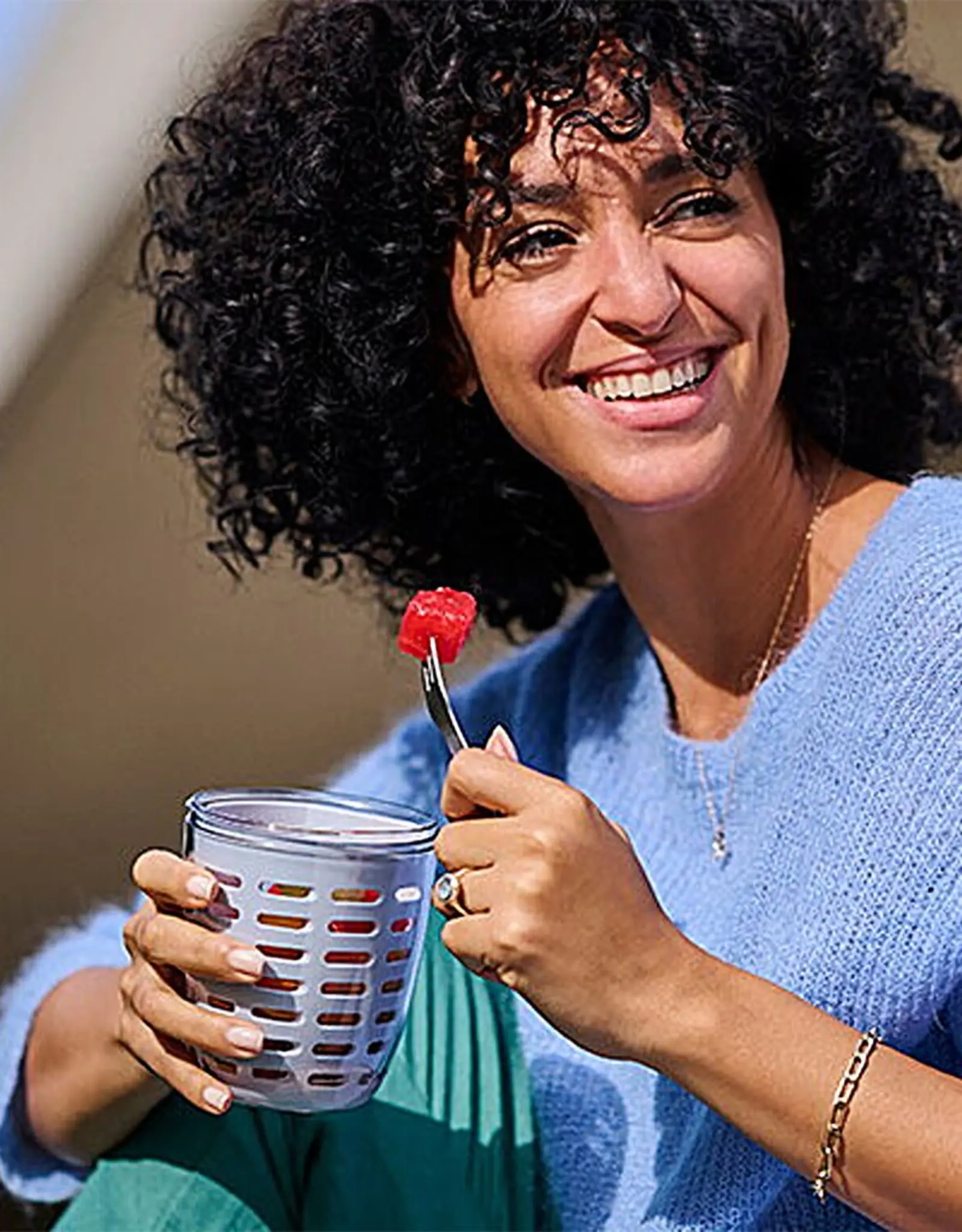 Mepal Fruit- & Veggiepot met vergietje - Vivid Mauve