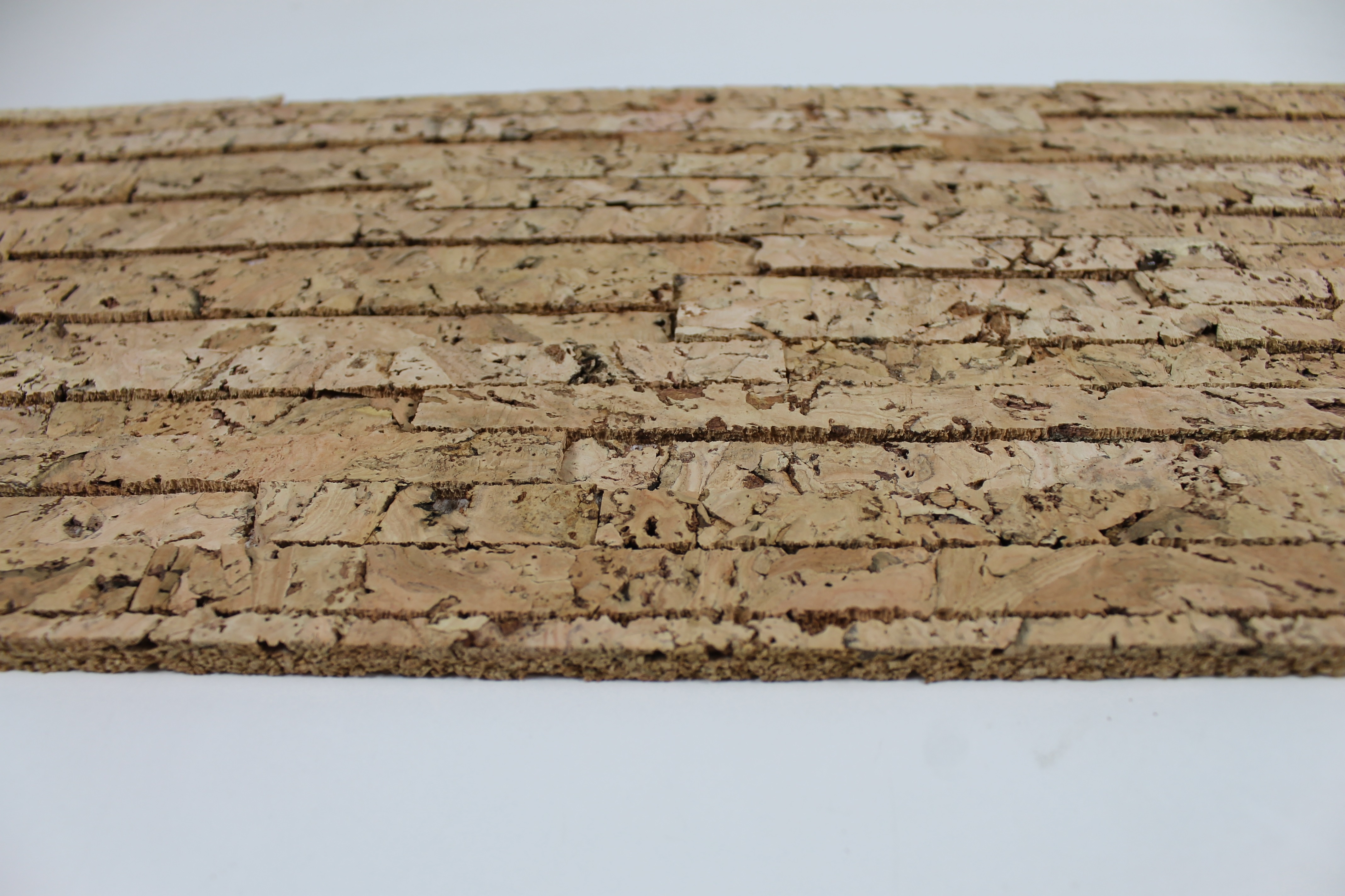 Wandkork Stripes 3D 91,5 x 30,5 cm. - pro Stück