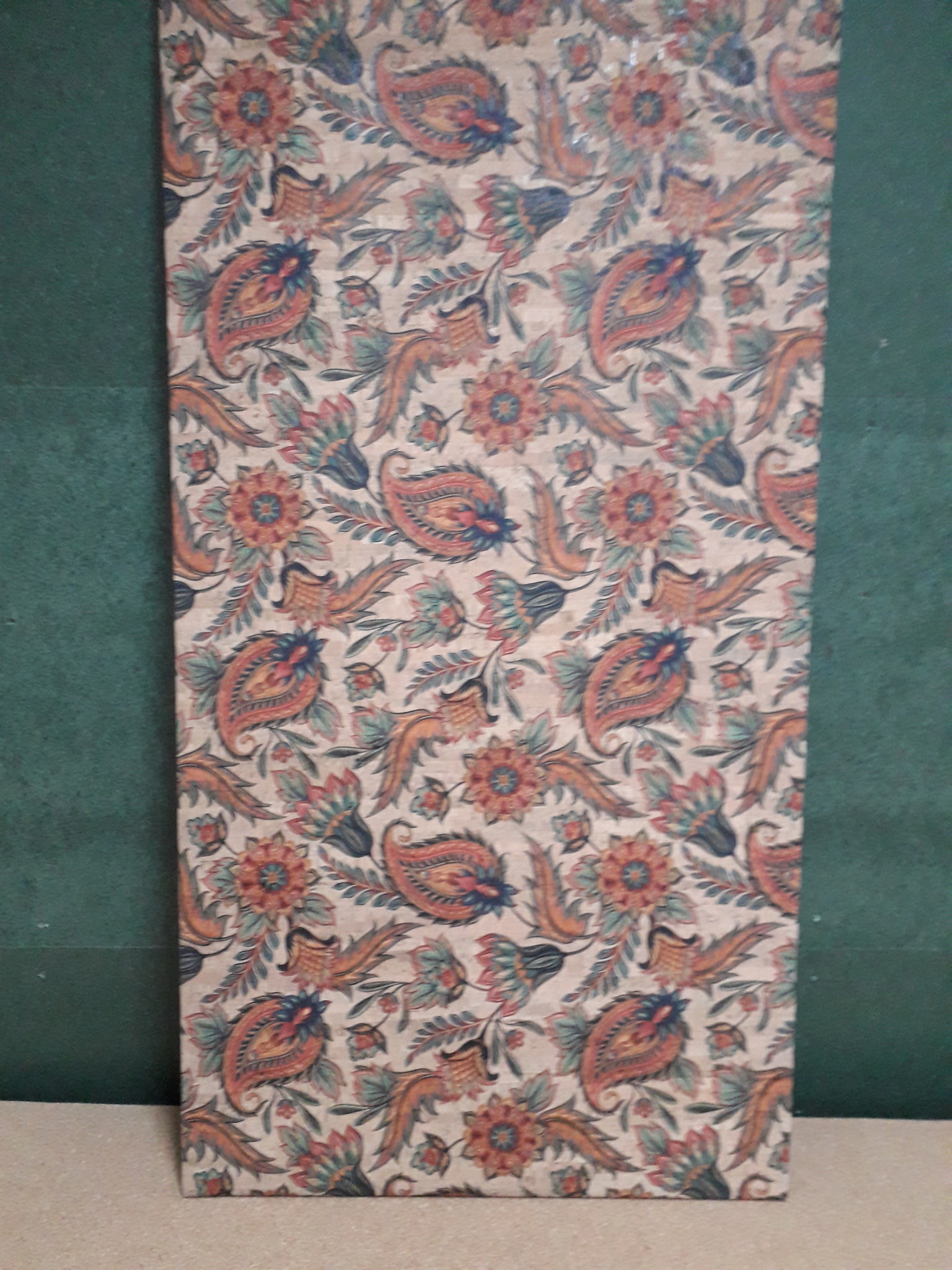 Pinnwand aus Kork 60 x 120 cm Veredelt mit Korkstoff Ihrer Wahl