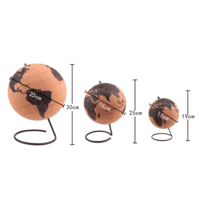 Kork Globus mit Text - Durchmesser 20 cm.