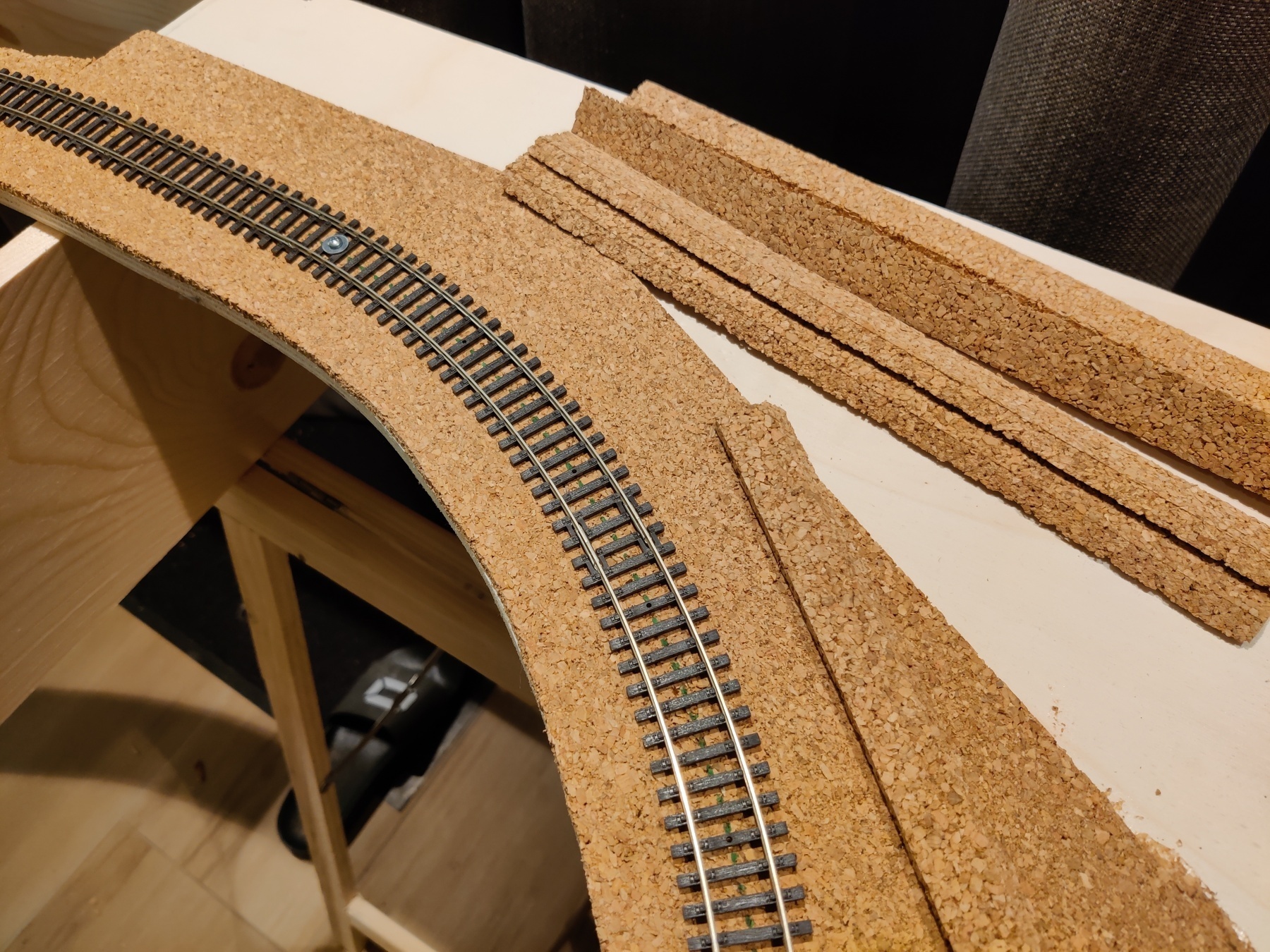 Modellbahn Isolierung auf Rolle - 2mm dick - 100cm breit - 10m lang