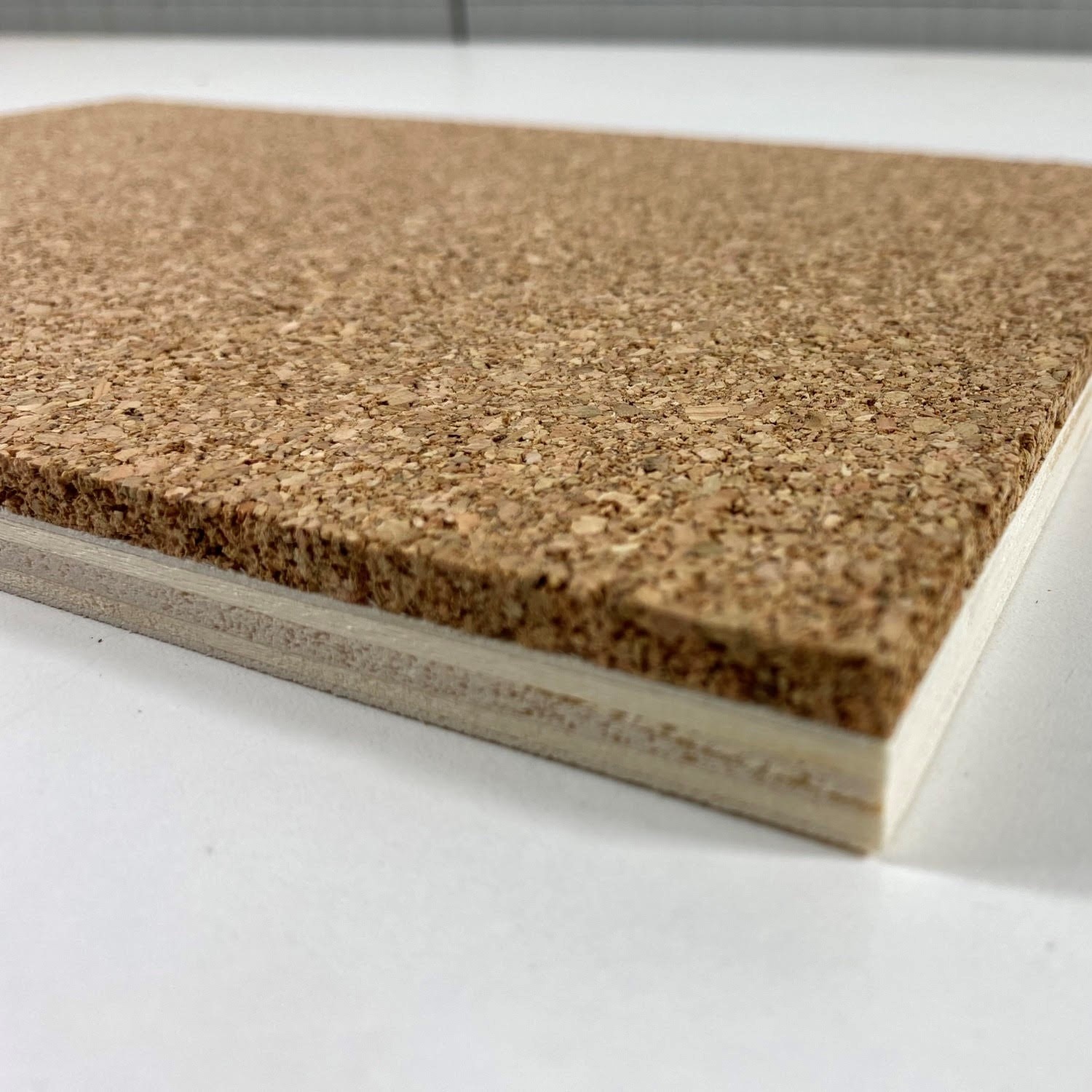 Pinnwand ohne Rahmen  30 x 120cm - 9mm multiplex & 6mm Kork