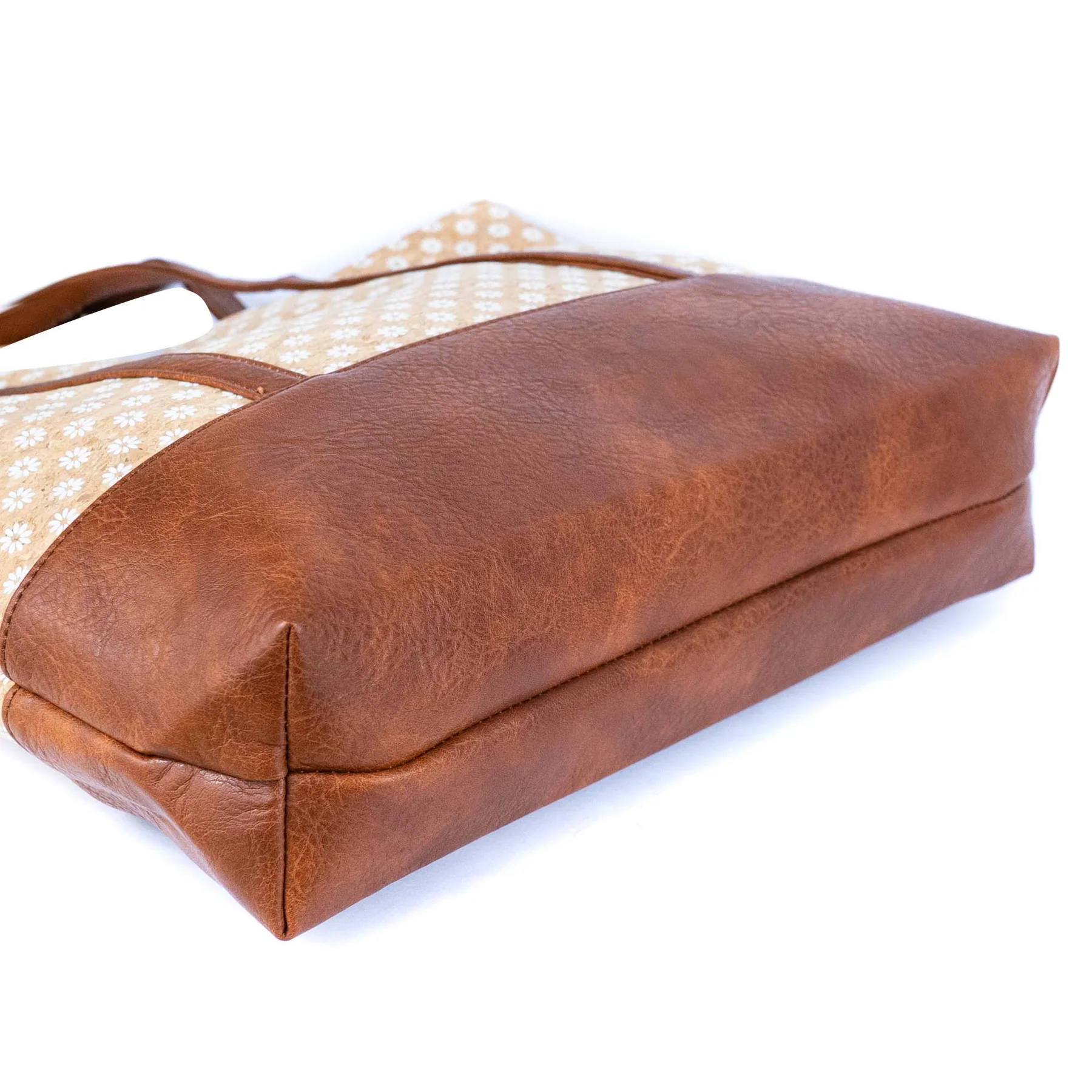 Handtasche – Kork & Leder – Gänseblümchen