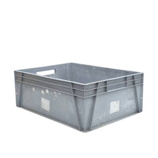 Plastikowy pojemnik Euro 800x600x210 mm - używany