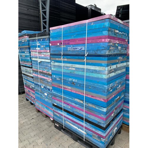 Plastikowa pokrywa 1200x800 mm - używana, mix kolorystyczny