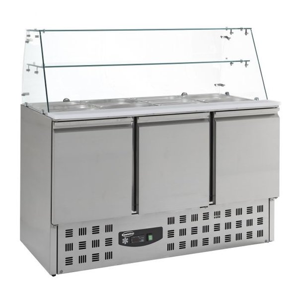 Combisteel Saladette met 3 deuren en glasvitrine | 370 liter | 1365x700xH850/1310mm.