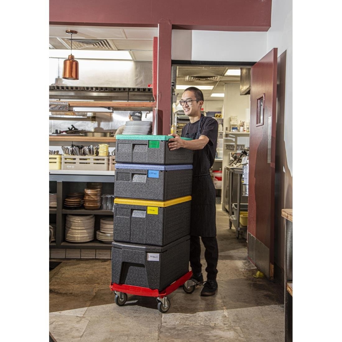 Cambro Cambro GoBox Full-Size Top Loader 4" Deep Black GN1/1 | Extern 40x60xH21.5 cm., foto 4 van 5