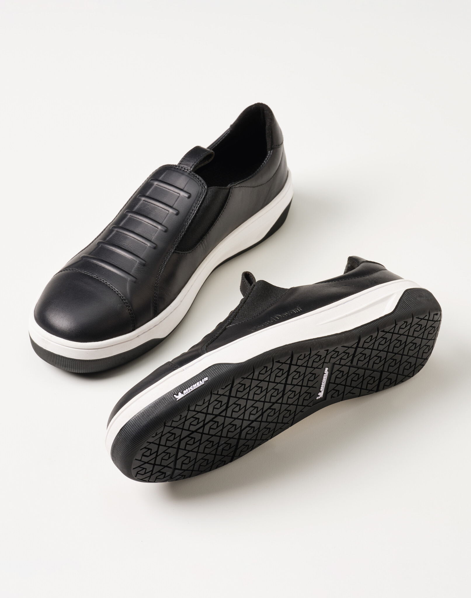 Chaud Devant Schoenen | MX Pro Magister Low Black | Zwart | S2 FO HRO SR | Unisex, foto 2 van 2