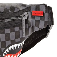 Crossbody Grey Sharks in Paris Sprayground Crossbody Grey Sharks in Paris