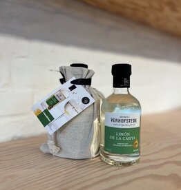 Limon de la Casita in een jasje