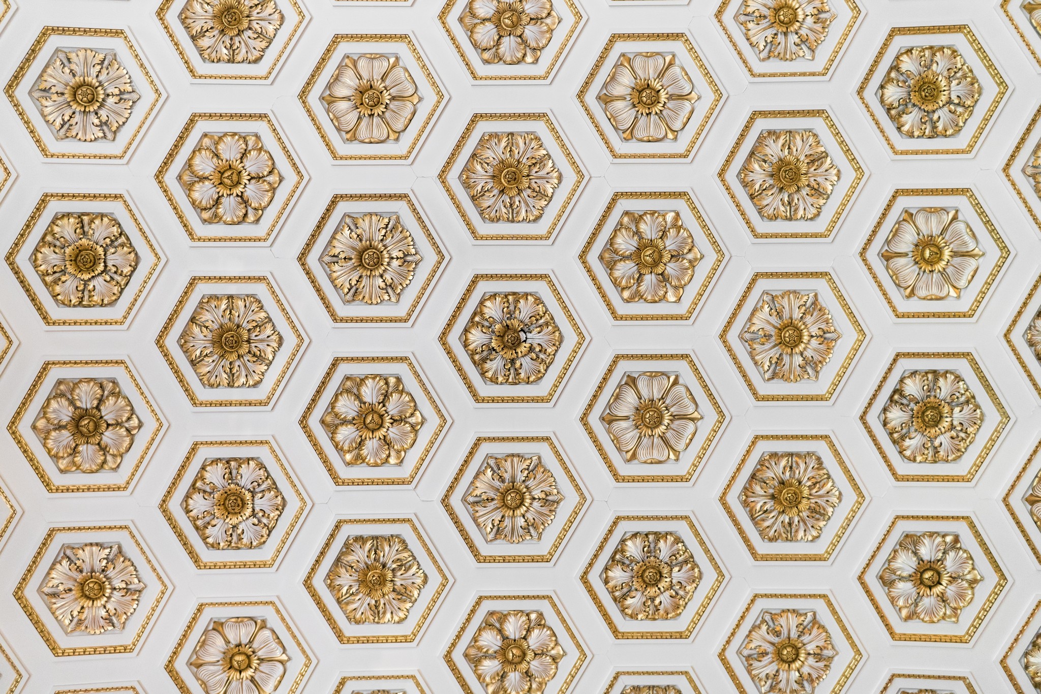 De kleur okergoud in je interieur verwerken De kleur okergoud in je interieur verwerken