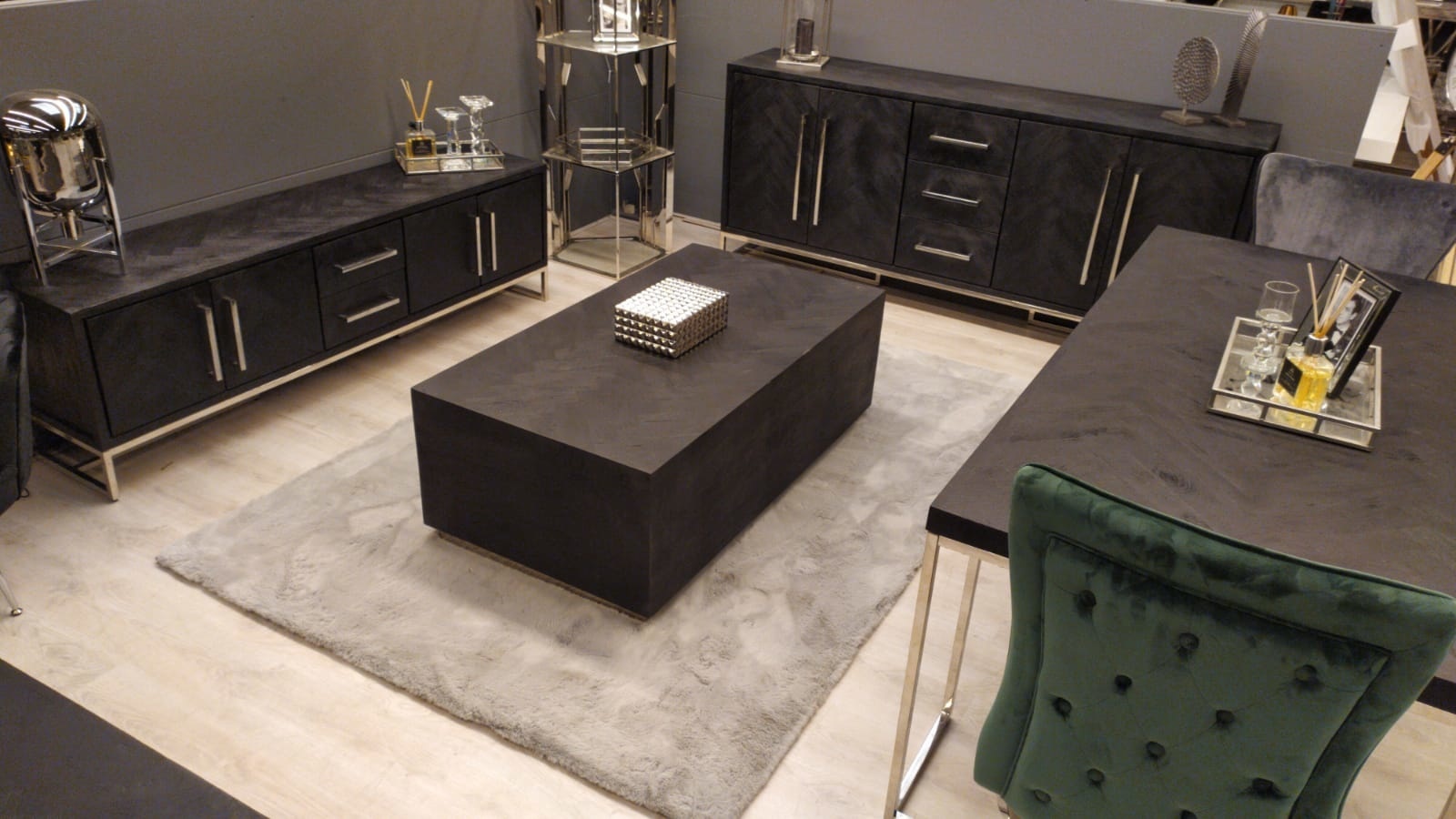 Black Bonita - Bloktafel - Goud - visgraat look - 130 x 70 cm
