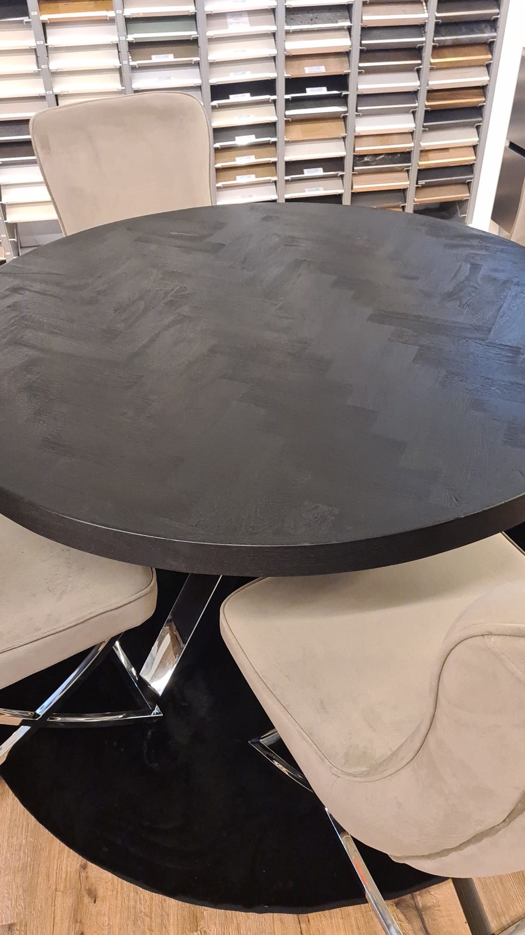 Eettafel- Black Bonita - Visgraat