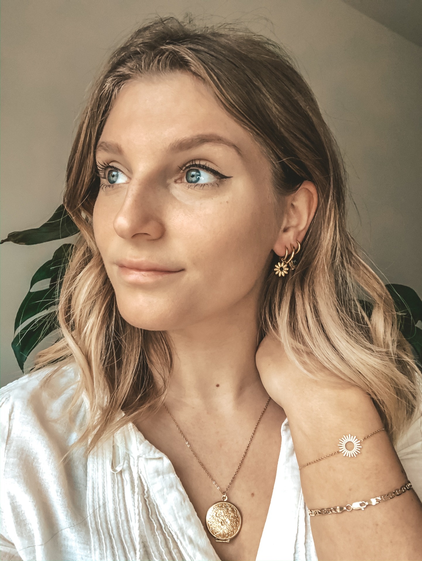 'Valerie' Earrings Gold Stainless Steel Notbranded