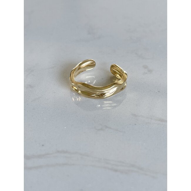 'KYLIE' RING GOLD - STAINLESS STEEL (VERSTELBAAR)