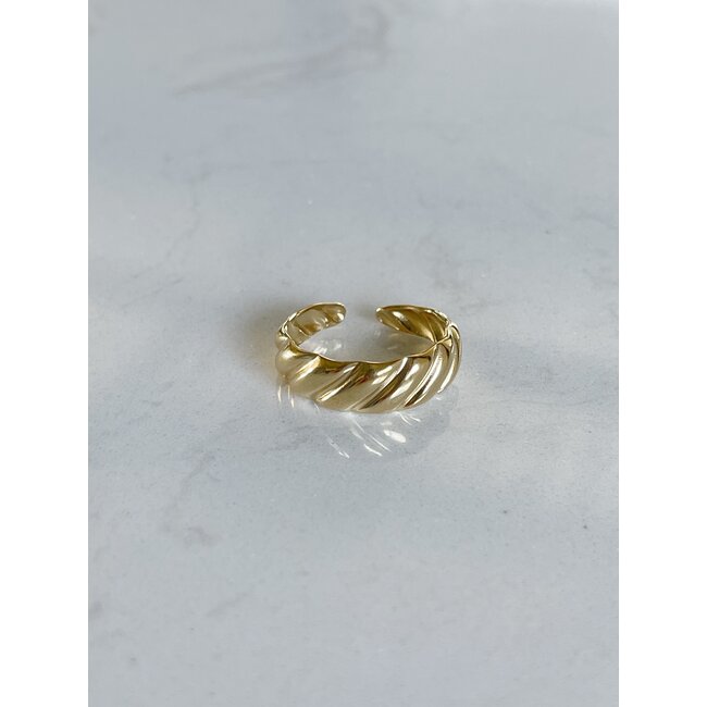 'JEANIQUE' RING GOLD - STAINLESS STEEL (VERSTELBAAR)