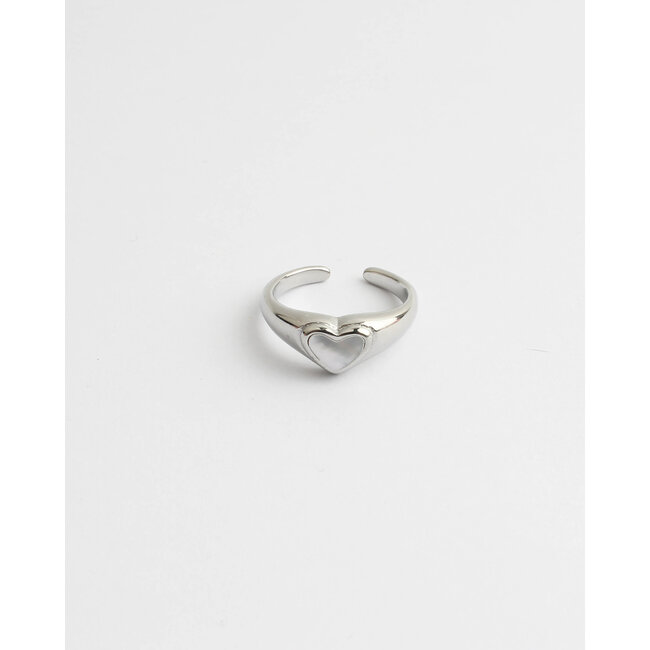White Pearl Heart Ring Silver - Stainless steel (adjustable)