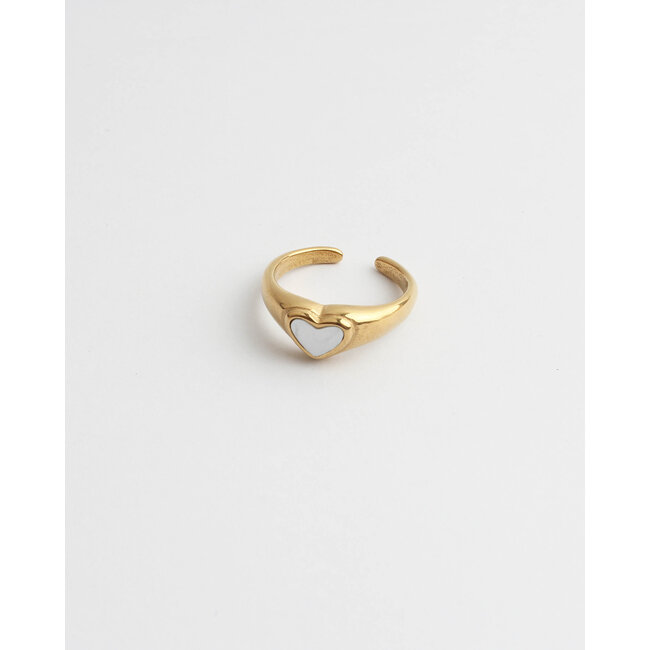 White Pearl Heart Ring Gold - Stainless steel (adjustable)