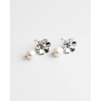 Pearl & daisy stud earrings silver - stainless steel