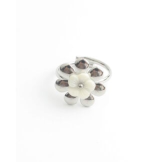 'Shell flower' Ring Zilver Wit - Stainless steel (verstelbaar)