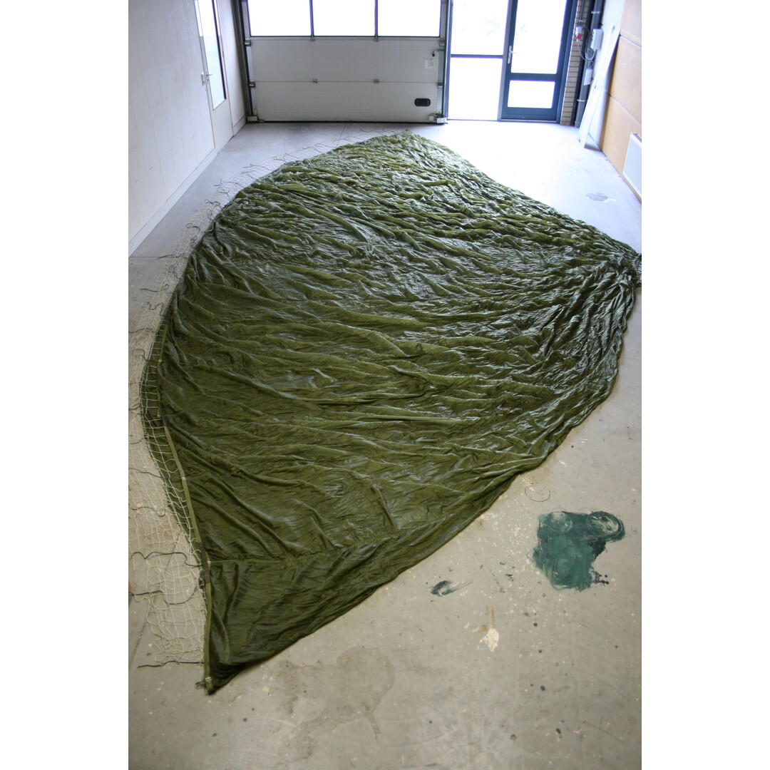 Parachute groep shelter